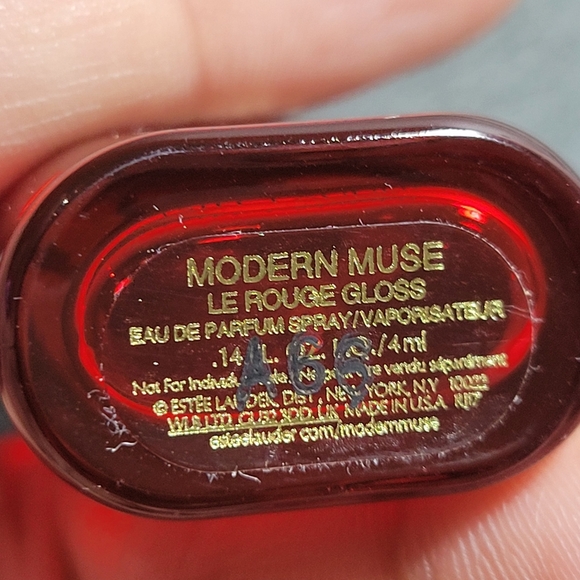 Estee Lauder Modern Muse Eau de Parfum - Picture 5 of 5